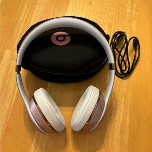 Rose Gold Beats Solo 3 Headphones